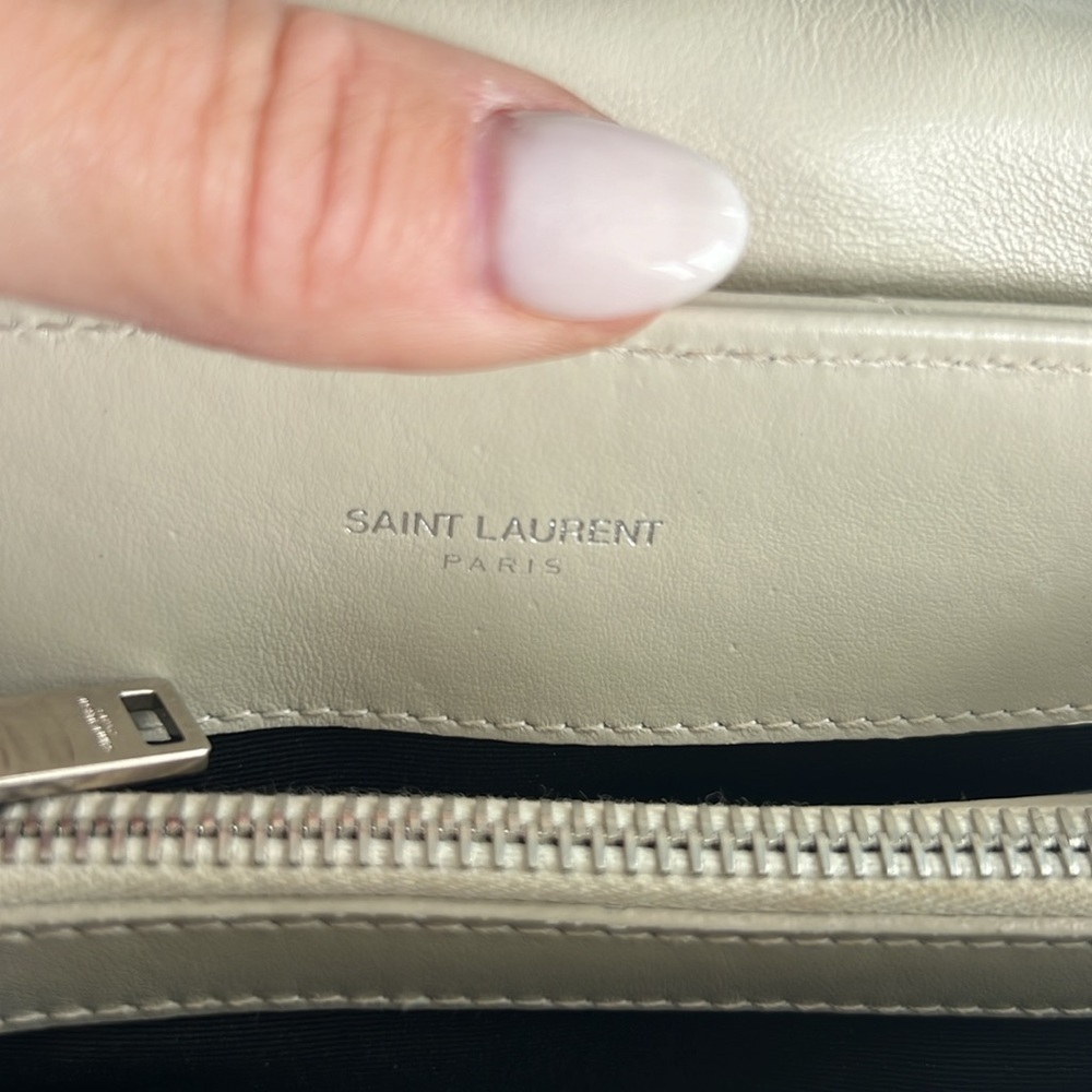 Saint Laurent Monogram Matelassé LouLou Bagel - Picture 7 of 10